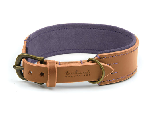 Breites Lederhalsband Fiona für Hunde in Cognac mit Sattlernaht Lavendel Vintage